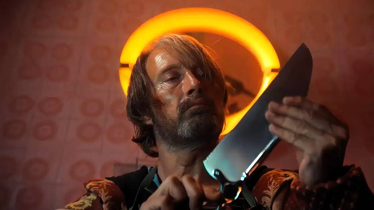 Поймать монстра — Русский трейлер (2025) смотреть онлайн