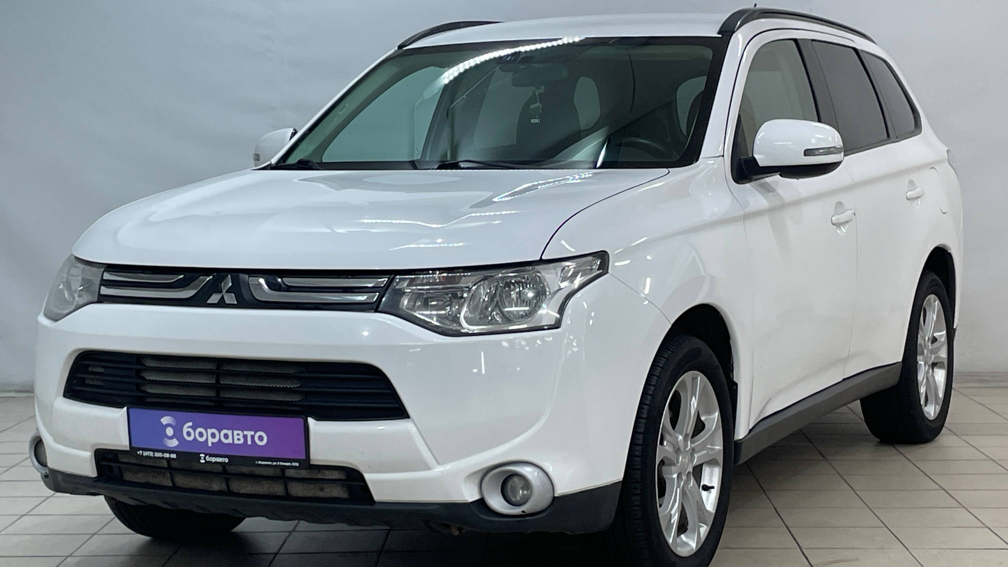MITSUBISHI OUTLANDER смотреть онлайн