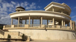 Дербент. Дагестан. Вечером и утром на берегу Каспийского моря. Общение с жителями города