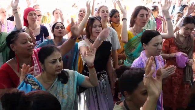 2025.10.16 02 Srila Indradyumna Swami kirtan смотреть онлайн
