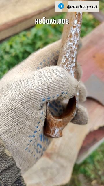 Кованый боевой топор