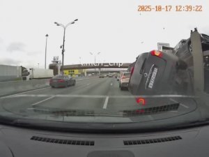 ДТП на МКАД "Да как так они делают?"