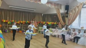 Простой танец для мальчиков с тростью на осенний праздник
