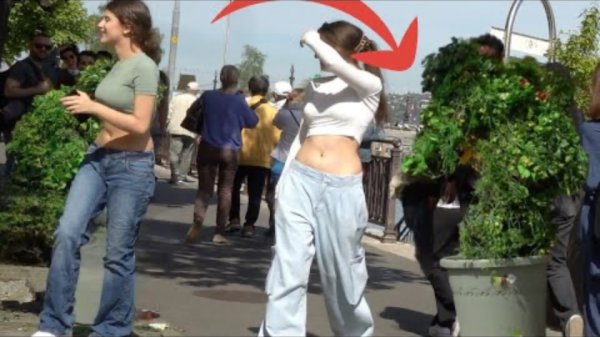 Bushman pranks .(SHE Had 🤷_♀️IDEA )💯🔥🔥🔥fun#funny#comedy#prank