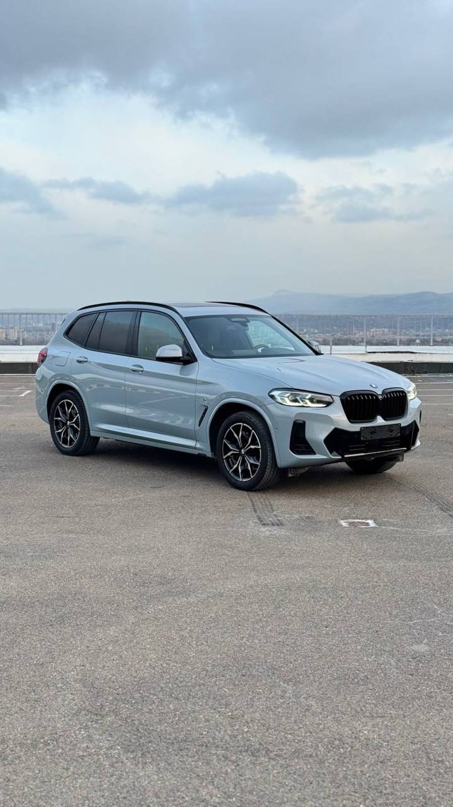 Лазерные фары, панорама и Brooklyn Grau — мечта, а не BMW X3!