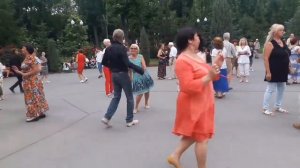 А первое слово дороже второго!!!💃🌹Танцы в парке Горького!!!💃🌹Харьков 2021