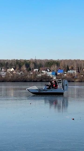 Аэролодка Нерпа 443 Премиум - новая модель непотопляемых аэролодок