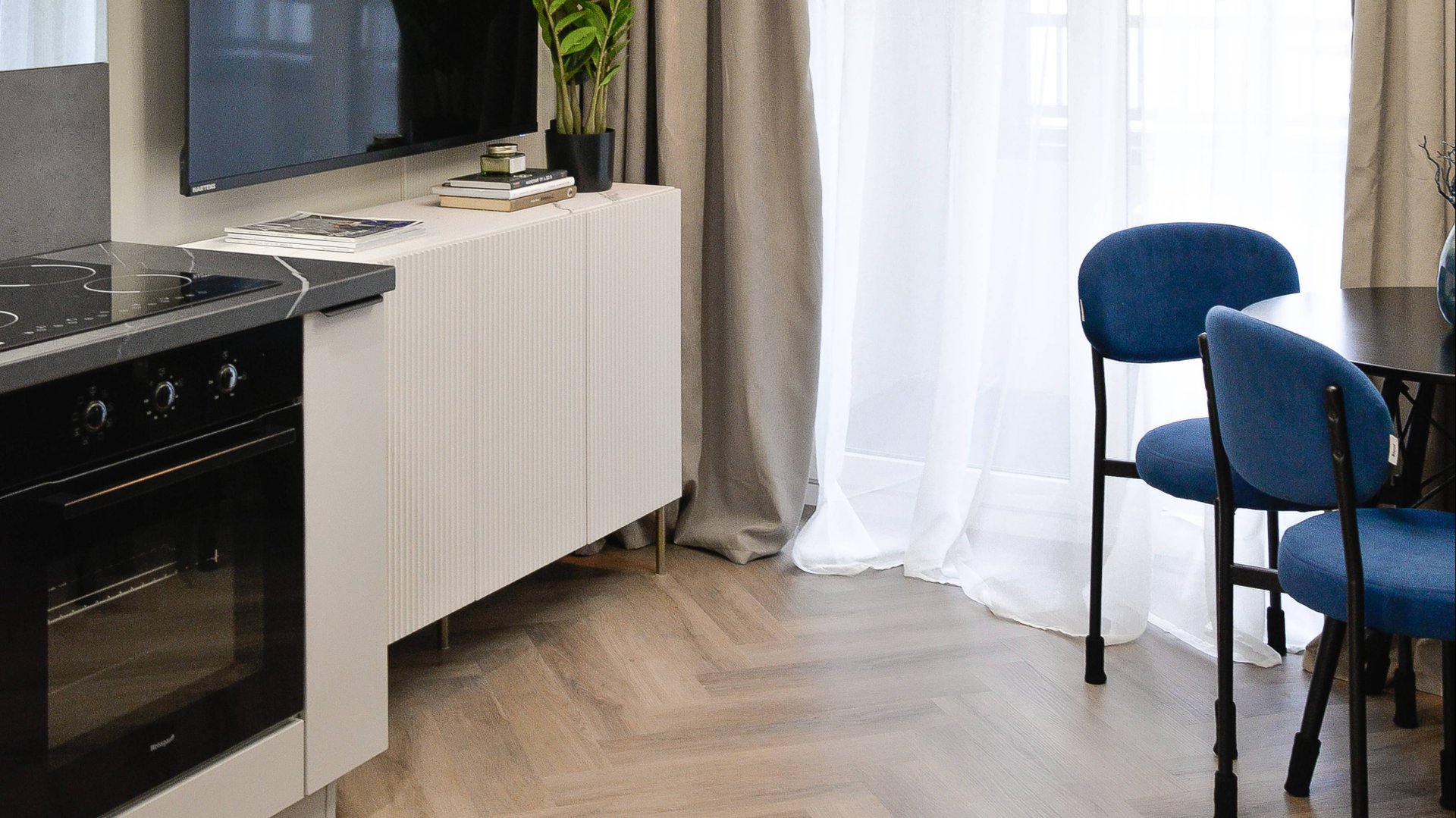 Обзор дизайна интерьера однокомнатной квартиры от студии PRODECOR смотреть онлайн