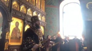 Митрополит Игнатий совершил Божественную в Крестовоздвиженском храме г. Хвалынска 27.09.22 (1)