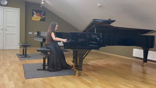 Соловьева Александра (10 лет) смотреть онлайн