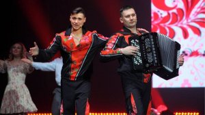 «Невероятный концерт дуэта „Весёлуха“ на канале „В гостях у Митрофановны“: песни, от которых мурашки