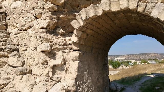 Древняя крепость "Каламита" над Инкерманом смотреть онлайн