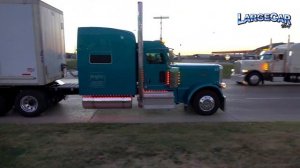 Крутые траки на проезжей части.