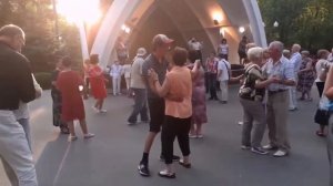 ПЕРВАЯ ЛЮБОВЬ НЕ ЗАБУДЕТСЯ! ХАРЬКОВ ТАНЦЫ 2021 #kharkiv