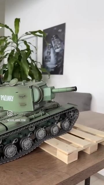 Радиоуправляемый танк Heng Long Long KV-2 Pro V7.0 1:16 - 3949-1Pro V7.0. Сайт cars-kids.com смотреть онлайн