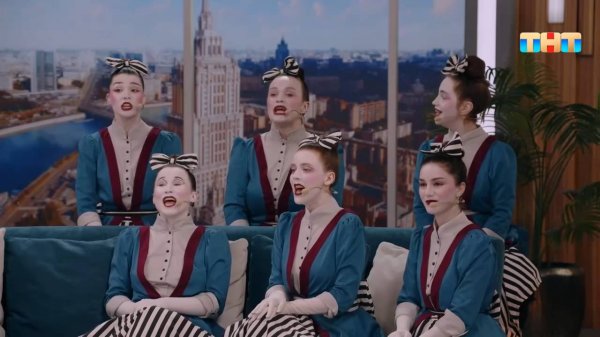 Музыкальный перфоманс от этно-авангард группы «Spokanki»