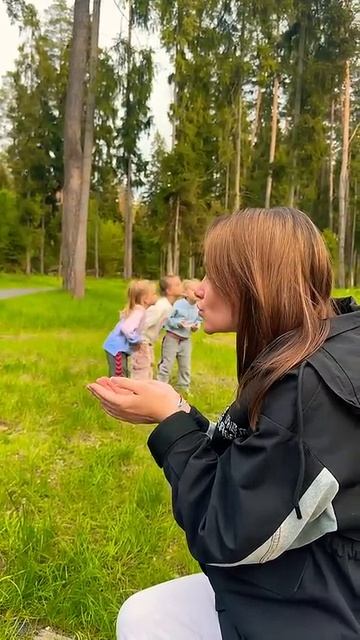 Детишки #близняшки#сестренки#тройняшки#милашки#дочки#многомама#любовь#весна смотреть онлайн