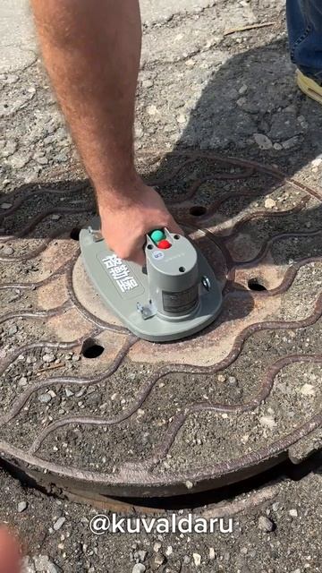 Аккумуляторная присоска для рельефных поверхностей от компании GRABO 😎👌 смотреть онлайн