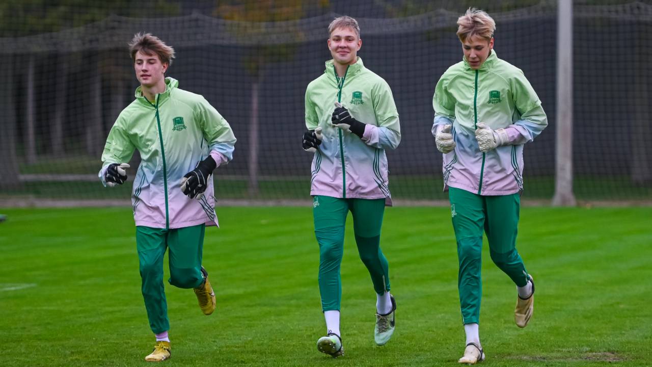 Подготовка юных «быков» к южному дерби в ЮФЛ смотреть онлайн