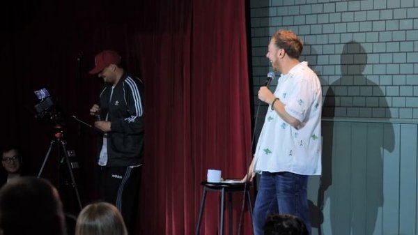 ABUSHOW /МЕНЯ МЫЛИ ПЕТУХОМ ЗА ПЛОХОЕ ПОВЕДЕНИЕ