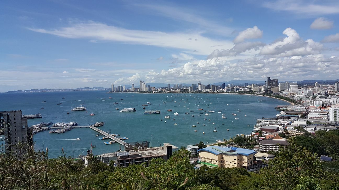 МАФИЯ В ТАИЛАНДЕ! Паттайя. Смотровая на Пратамнаке. Продолжение ремонта в студии. смотреть онлайн