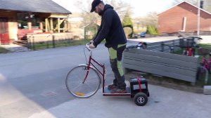 Самодельный трехколесный электросамокат