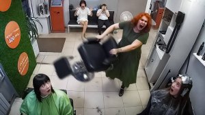 КОГДА НЕРВЫ СДАЮТ- ПУБЛИЧНЫЕ ИСТЕРИКИ, СНЯТЫЕ НА КАМЕРУ