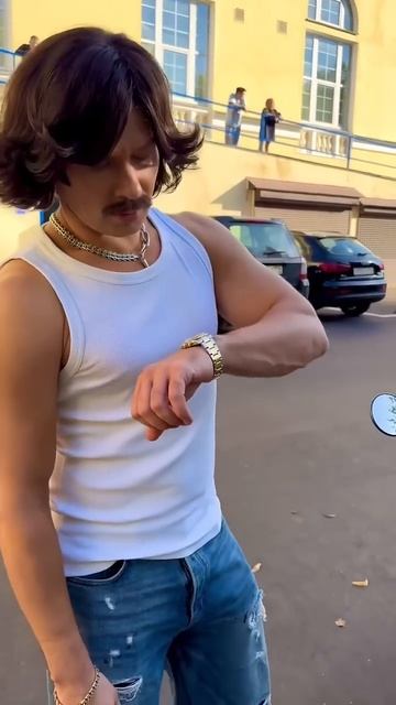 Отмечай тех, кому пора сиять✨ смотреть онлайн