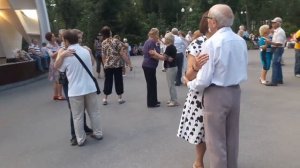 Налейте шампанского!!!🌹💃Танцы в парке Горького!!!🌹💃 Харьков 2021