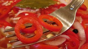 Маринованный острый перец