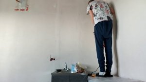 Первая кухонная полка в новой квартире