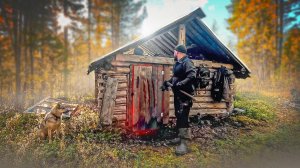 СТАРАЯ ТАЁЖНАЯ ИЗБА ЕЩЁ ПОЖИВЁТ. ТАЁЖНЫЙ БЫТ. ЭТОЙ ИЗБЕ МНОГО ЛЕТ. УБИРАЕМСЯ В ИЗБЕ.