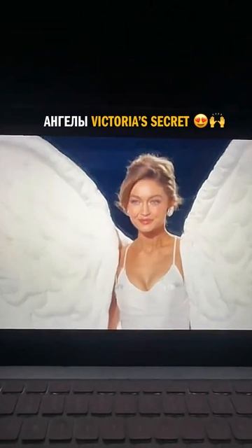 Горячие АНГЕЛЫ Victoria’s Secret #ангелы #victoriasecret #показмод #звезды #музыка смотреть онлайн