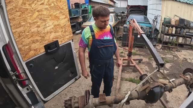 Восстанавливаем старый автодом из Америки смотреть онлайн