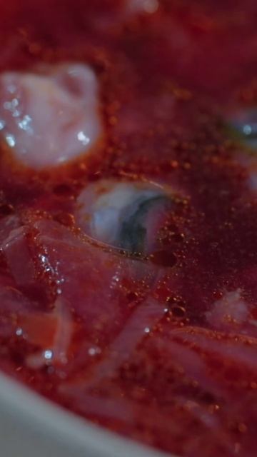 Борщ с глазами? #shorts смотреть онлайн