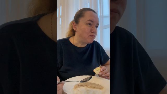 Завтрак в санатории. 17.10.2025 Мукбанг смотреть онлайн