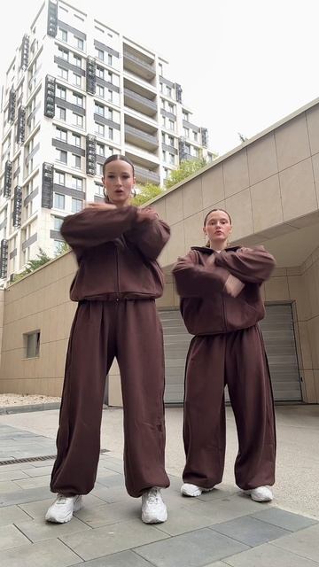 2025-10-18 смотреть онлайн