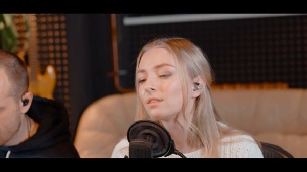 Дарья Чеботарева - Апрель (Виктор Цой) [Акустический кавер 2025] 4K