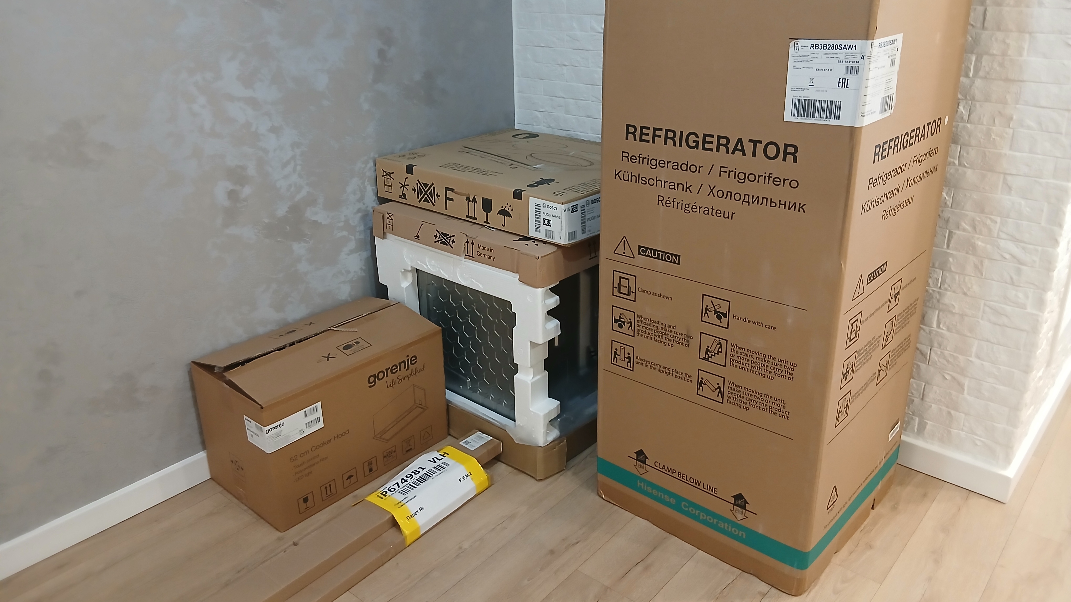 Показываю как будет выглядеть ваша кухня, если у вас нет денег на технику и гарнитур одновременно смотреть онлайн