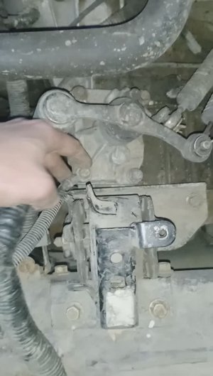 Как снять коробку на Джили Эмгранд ес7. Подробно!