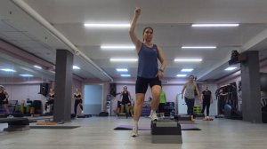 УПРАЖНЕНИЯ НА НОГИ \ УПРАЖНЕНИЯ НА ПРЕСС \ РАСТЯЖКА \ КАРДИОТРЕНИРОВКА \ГРУППОВАЯ ТРЕНИРОВКА