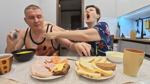 Мукбанг Моем всем КОСТИ) БОЮСЬ красивых серьёзных мужчин!  Болталка и Семейный обед в России