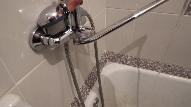 2022-02-14 РЕМОНТ ГУСАКА В ВАННОЙ. ЗАМЕНА КАРТРИДЖА В ОДНОРЫЧАЖНОМ СМЕСИТЕЛЕ смотреть онлайн