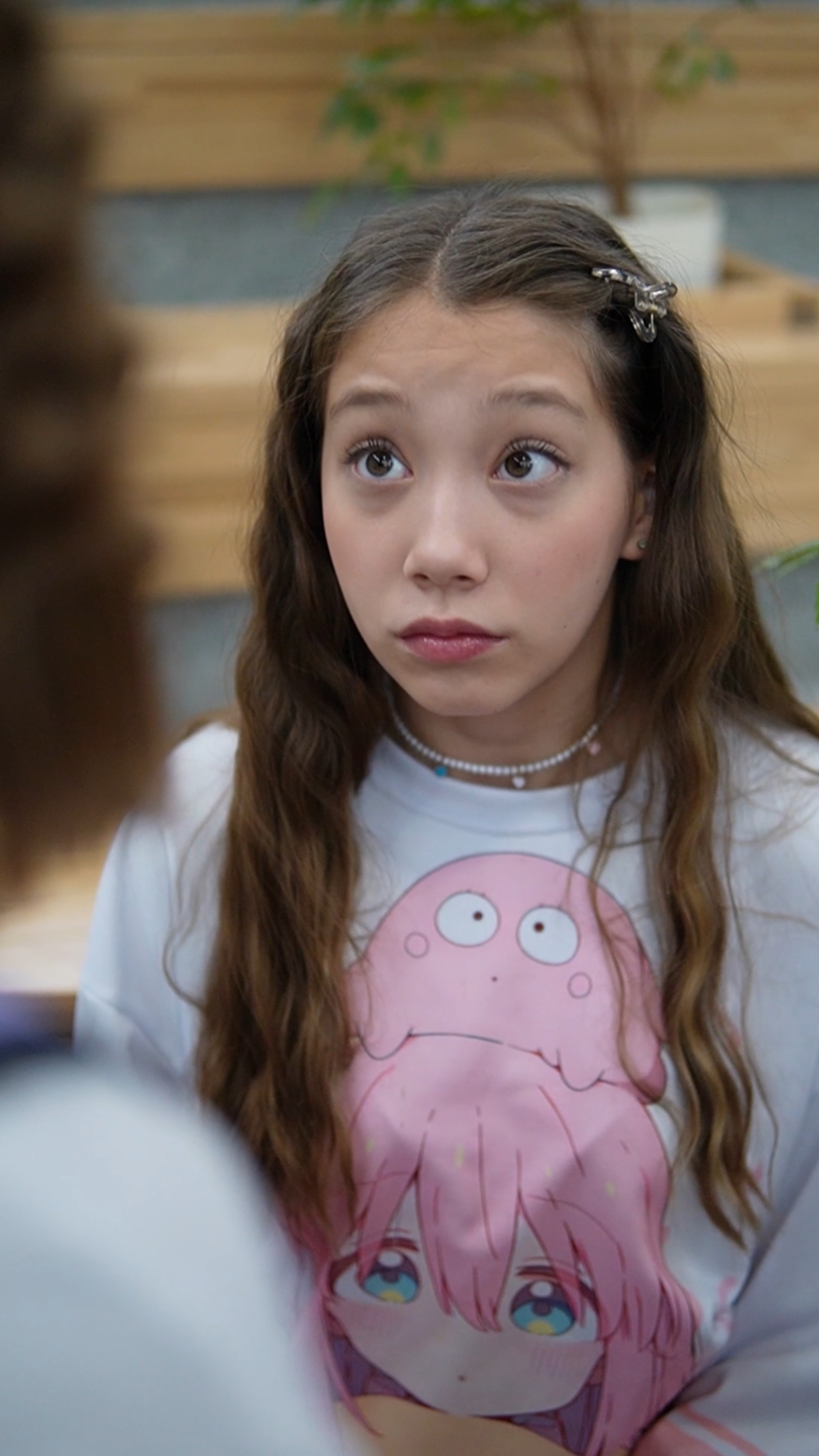 На чей день рождения пойти? И почему вдруг девочки решили отмечать д/р без Вики? #vikазанг #чжанвика смотреть онлайн