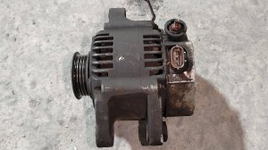 Как снять генератор Toyota FunCargo, Fielder, двигатель 1NZ-FE