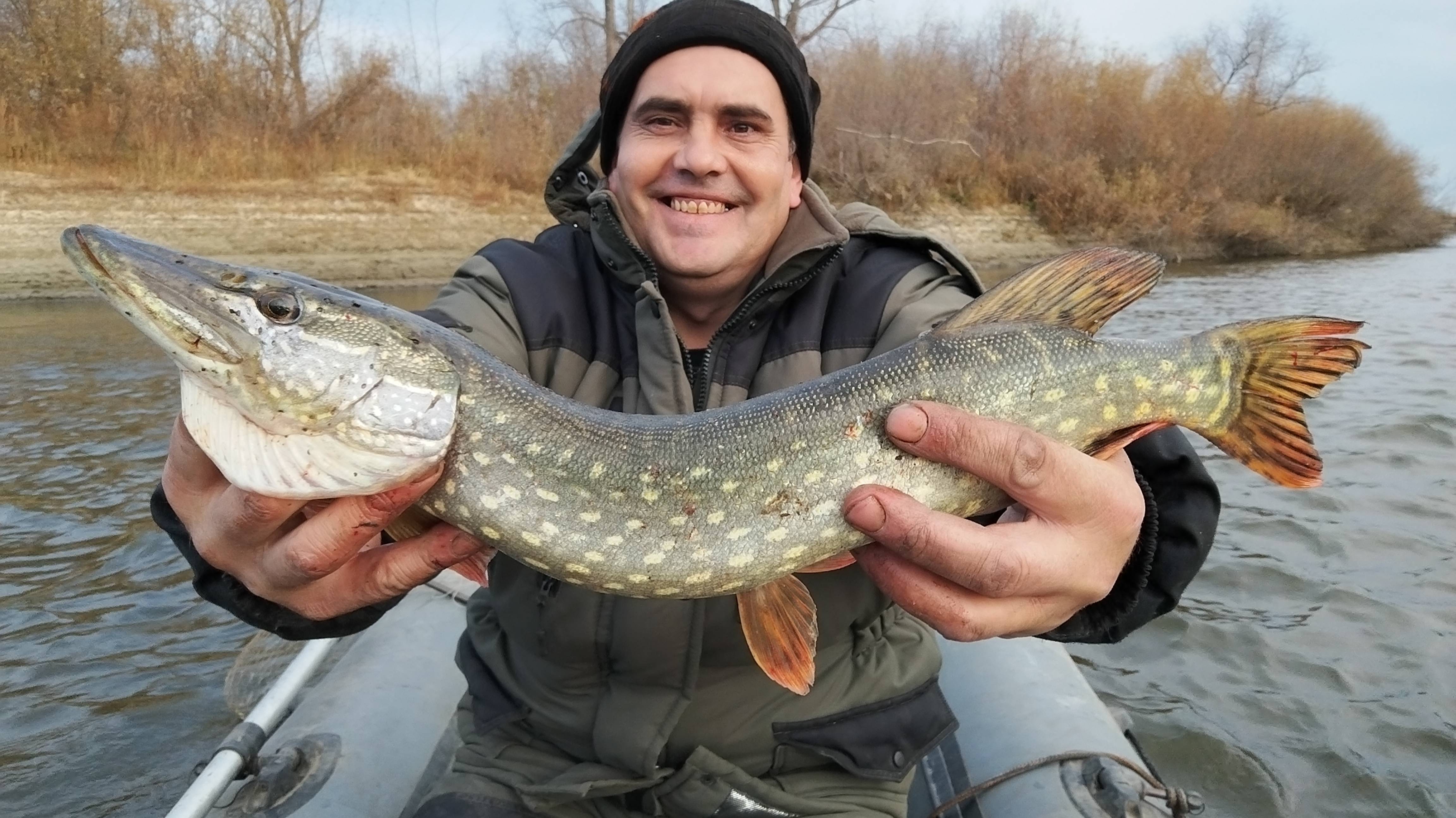 ОПЯТЬ ПОПАЛ НА КЛЕВ ЩУКИ