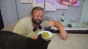 ДЕНЬ СУРКА МНЕ НЕ ЧЕГО ДЕЛАТЬ ДОМА ХОЖУ ТОЛЬКО КОРМЛЮ ЖИВОТНЫХ И ЕМ ФАРШИРОВАННЫЙ ДОМАШНИЙ ПЕРЕЦ