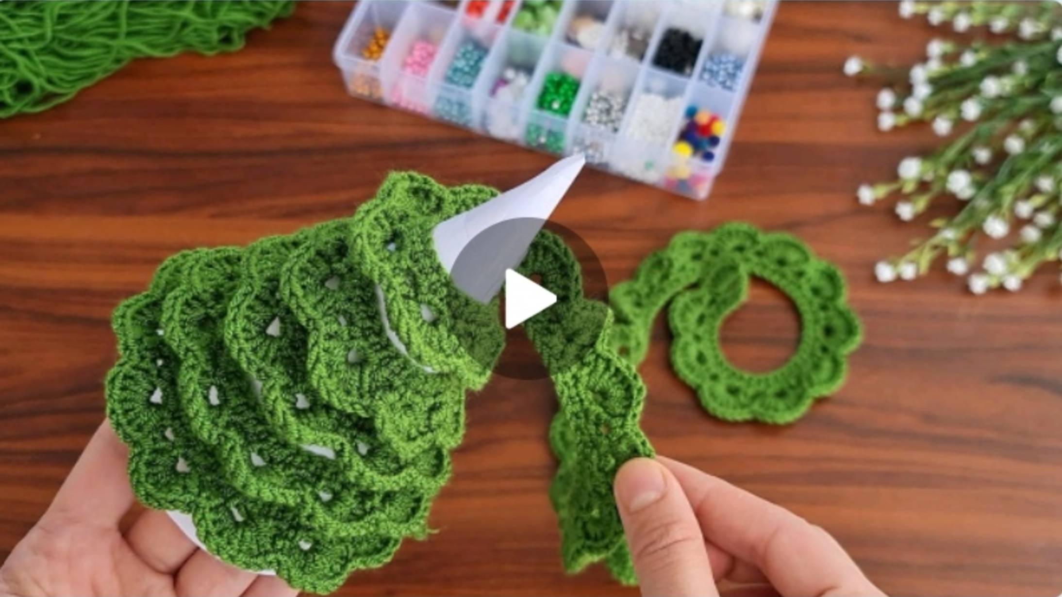 Ёлочка крючком🎄 #всевжизнисвязано #все_в_жизни_связано #вязаниекрючком смотреть онлайн