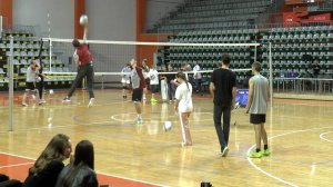 Волейбол. Нападающий удар. Любители и профи. Мастер-класс #9