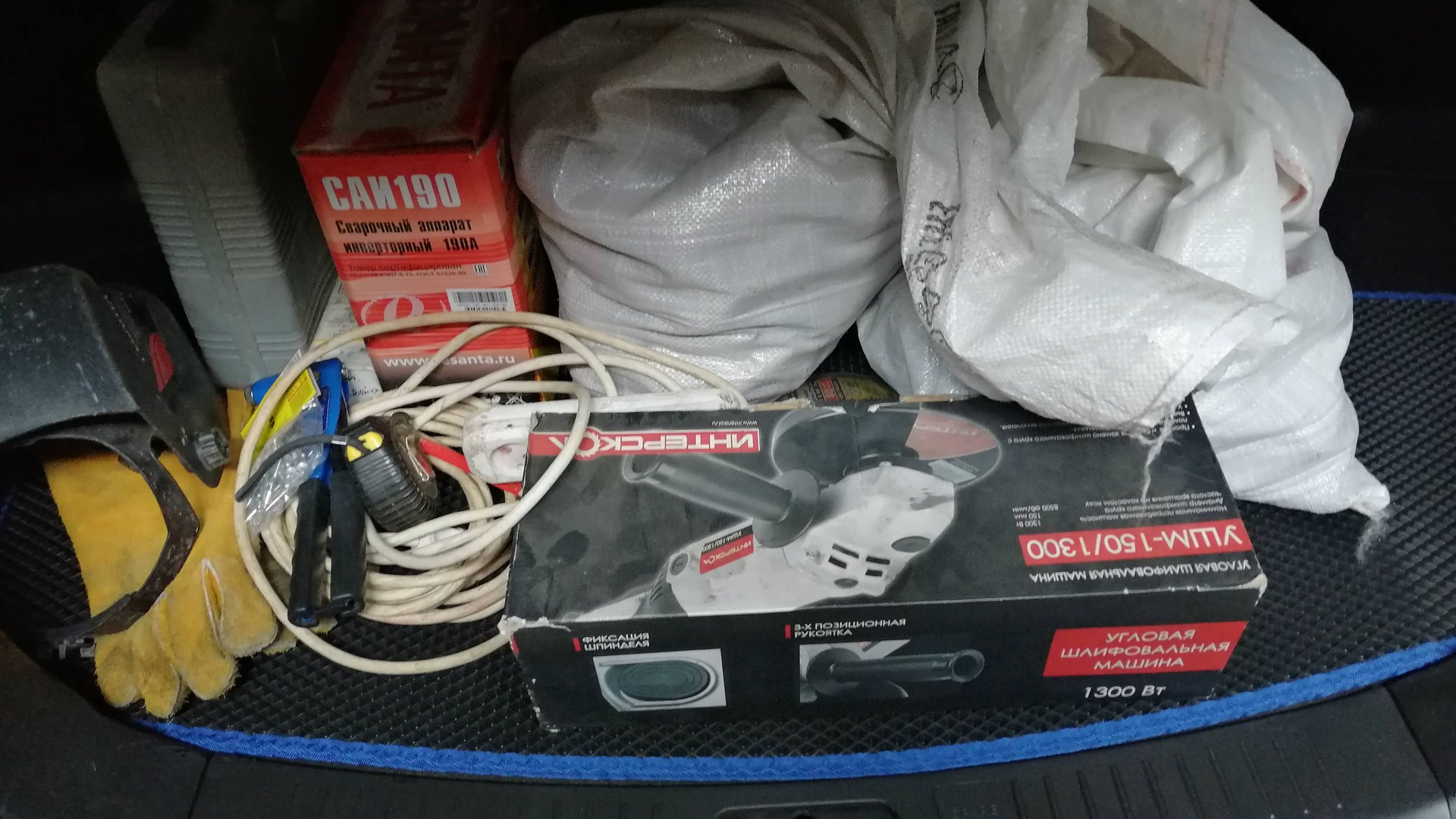 Ева, коврик в багажник.